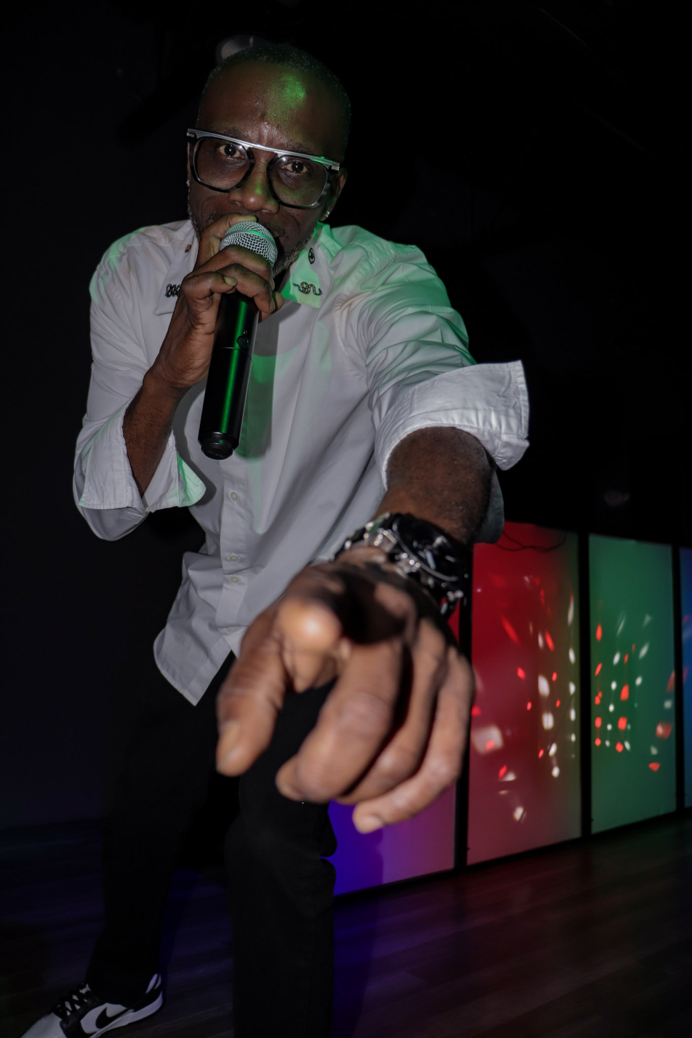 SURVIVORSOUNDS engaging the crowd with a microphone
